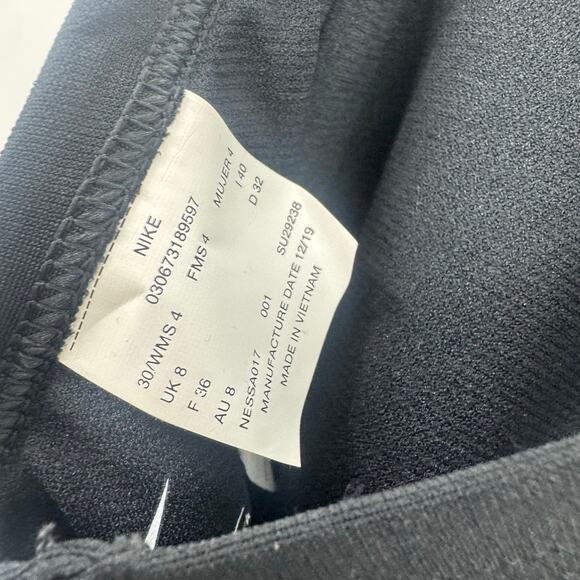 Nike Hydrastrong Racerback Cut-Out One Piece Swimsuit Black Size 4 NWT - Picture 9 of 10